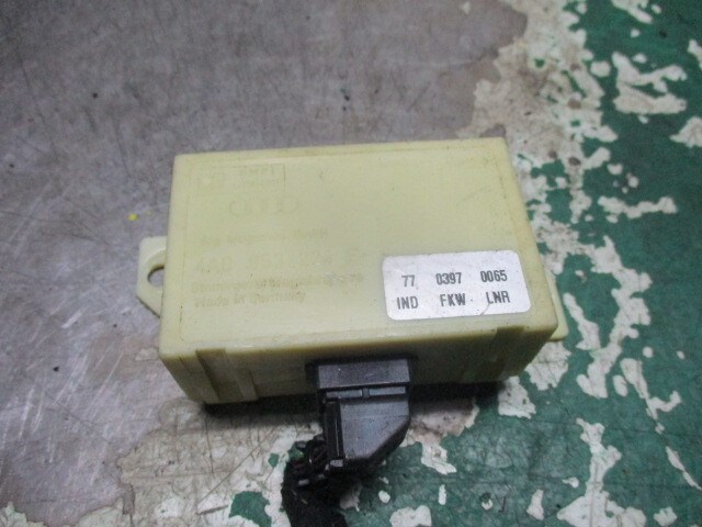 Іммобілізатор 4A0953234F VAG