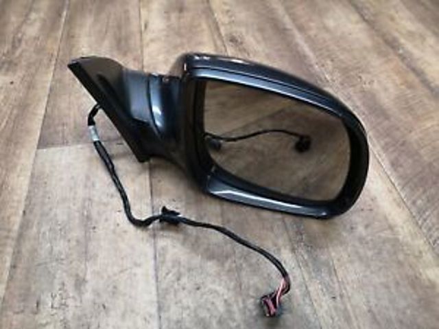 Корпус дзеркала заднього виду, правий 4L1857410AH VAG