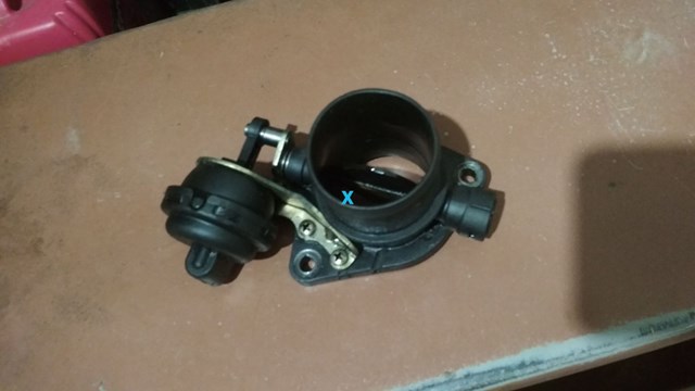 Заслінка повітряна 8200843370 RENAULT