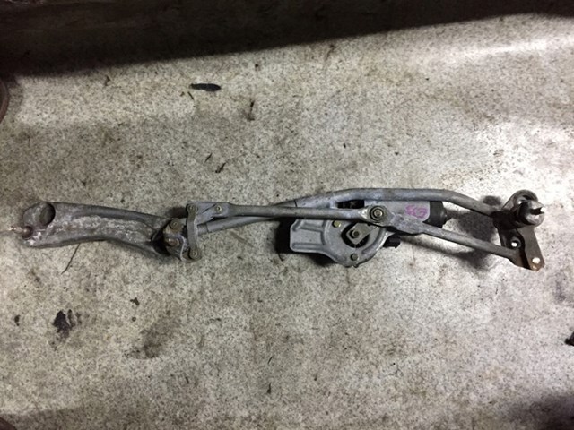Мотор склоочисника передній 8360603 BMW