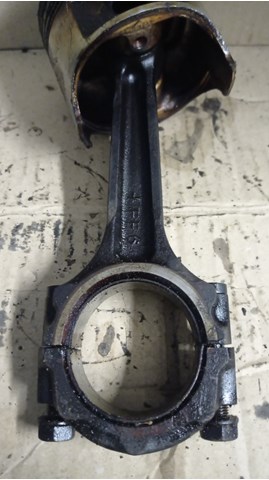 Шатун поршня ДВЗ FE1H11210A MAZDA