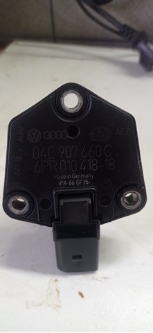 Датчик рівня масла двигуна 04E907660C VAG