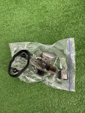 Насос паливний високого тиску (ПНВТ) - DIESEL 13518648177 BMW