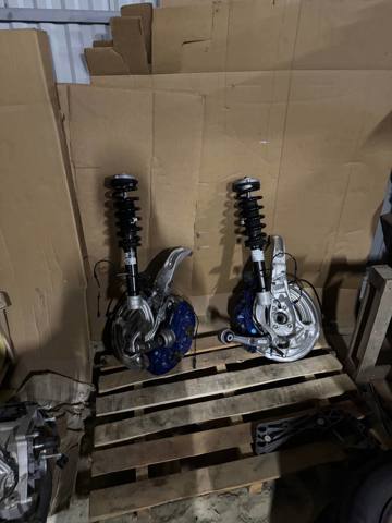 Сайлентблок переднього нижнього важеля 31108837289 BMW