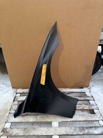Переднє праве крило 41007438440 BMW