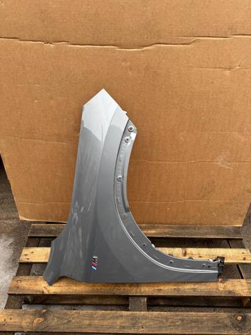Переднє праве крило 41009629108 BMW