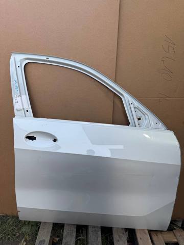 Пасажирські передні двері 41518738552 BMW
