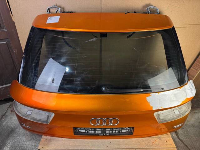 Задні двері багажника 4M0827025B VAG
