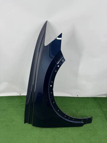 Переднє праве крило 4M8821106A VAG