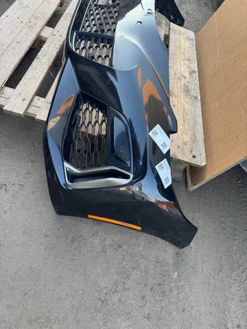 Бампер передній 51118099900 BMW
