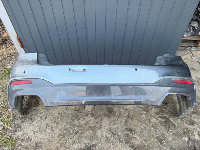 Кожух бампера заднього 51128073725 BMW