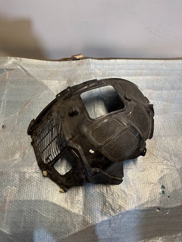 Підкрилок переднього крила, правий передній 51717340194 BMW