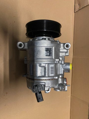 Насос кондиціонера Seat Ibiza 5