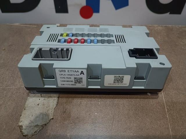 Блок запобіжників задній, салонний CPLA14Q073AA LAND ROVER