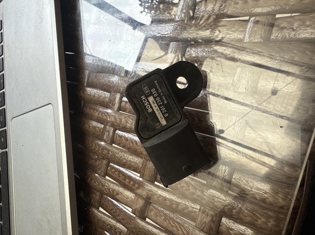 Датчик наддува 0261230030 BOSCH