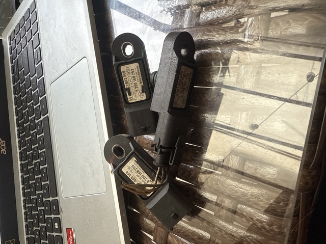 Датчик тиску наддуву турбіни 0281002566 BOSCH