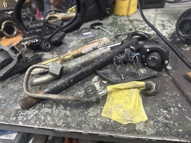 Трубка паливна, від ПНВТ до паливної рейки 03L130321F VAG