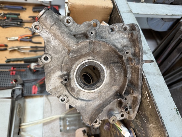 Помпа масляна 1001F2 PEUGEOT