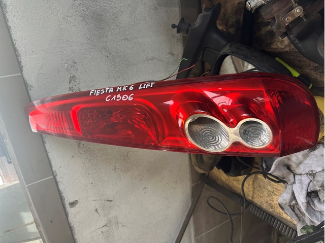 Ліхтар задній правий 1437625 FORD