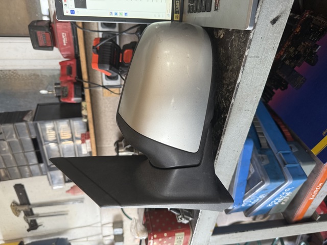 Бічне дзеркало заднього виду в зборі Форд Фокус 2