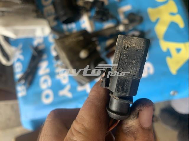Роз’єм (фішка) універсальний 1J0973814 VAG