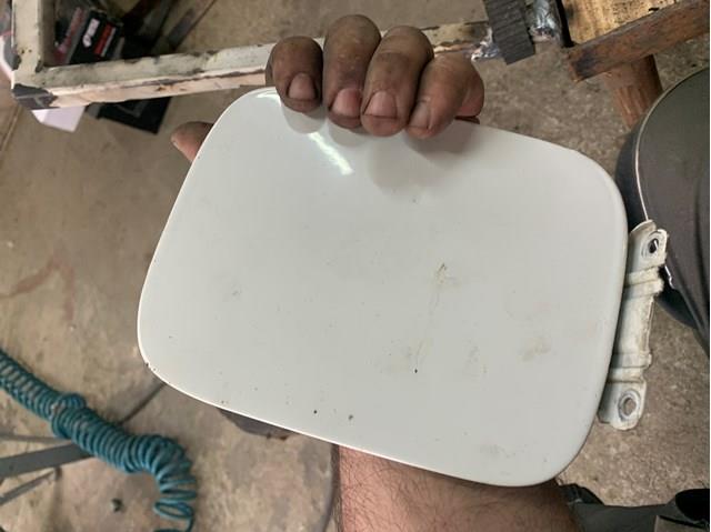 Лючок бензобака / паливного бака Фольксваген Пассат B8