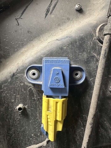 Датчик AIRBAG передній 1K0955557A VAG