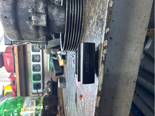 Кнопка відключення подушок безпеки AIRBAG 1Z0919235B VAG