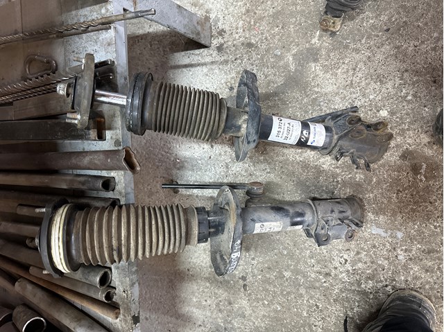Амортизатор передньої підвіски, лівий 315372 SACHS