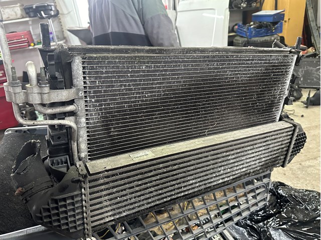 Трубопроводи і радіатор кондиціонера 3M5H19710CC FORD