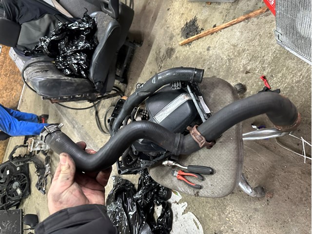 Патрубок системи охолодження 3M5H8260KH FORD