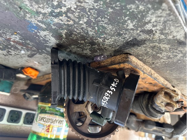 Патрубок дросельний 3M5Q9351CD FORD