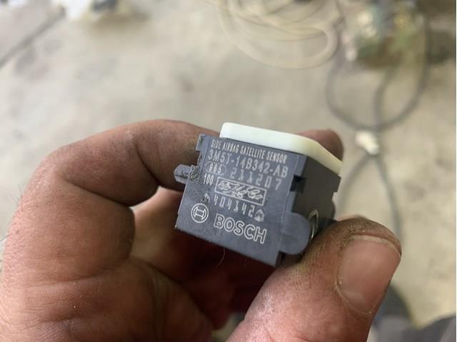 Датчик AIRBAG передній 3M5T14B342AB MAZDA