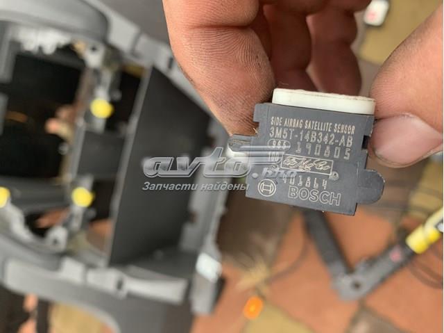 Датчик Ейрбег передній 3M5T14B342AB FORD