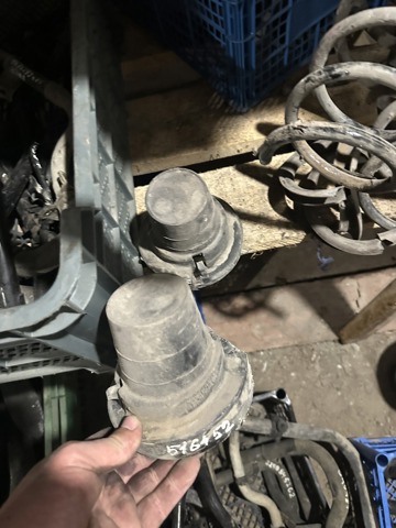 Відбійник пружини задньої 516452 PEUGEOT