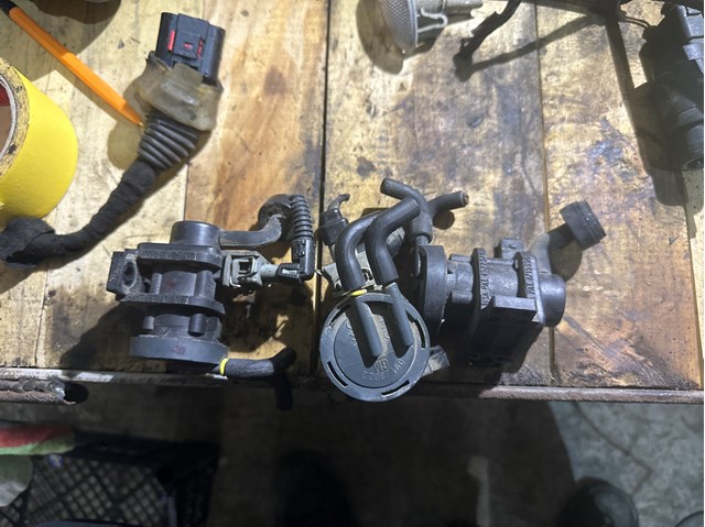 Перетворювач тиску (соленоїд) наддуву / EGR 5851030 OPEL