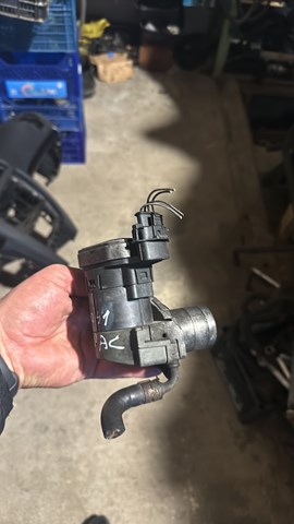 Клапан EGR, рециркуляції газів 5851041 GM
