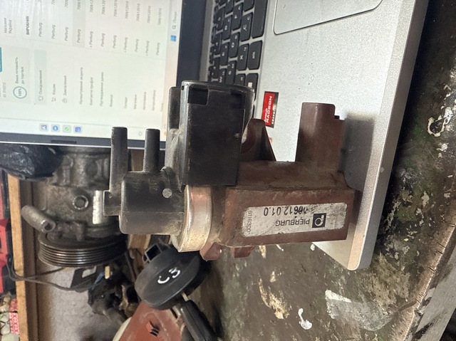 Клапан соленоїд регулювання заслонки EGR 700612010 PIERBURG