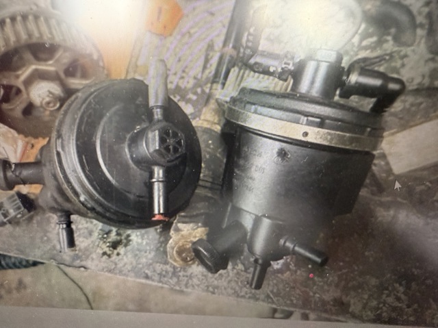 Корпус паливного фільтра 71718730 FIAT