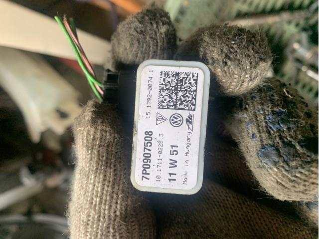 Датчик подушки безпеки 7P0907508 VAG