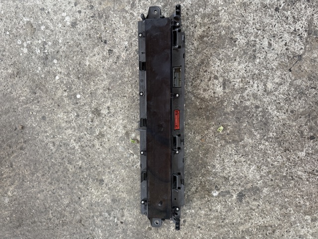 Щиток приладів (комбінація) 8200451505 RENAULT