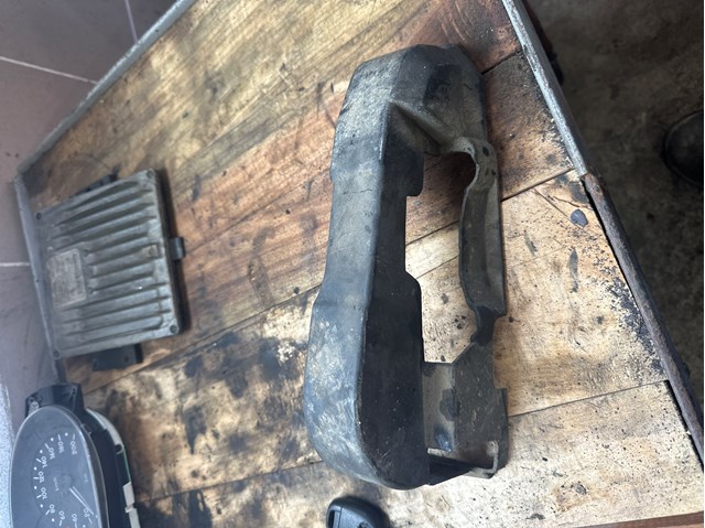 Кожух ременя ГРМ 8200653631 RENAULT