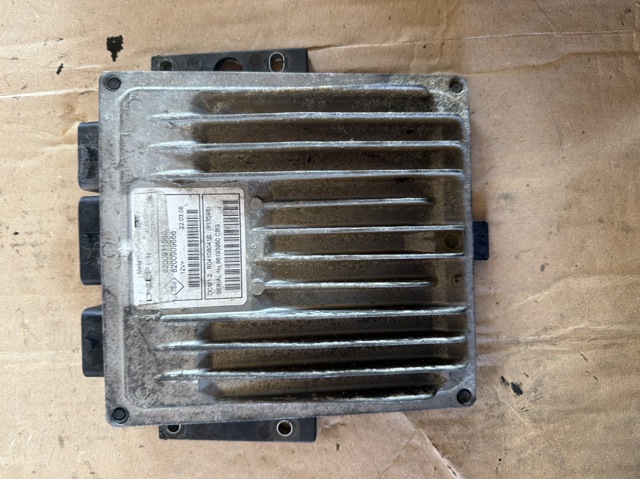 ЕБУ 8200911560 RENAULT