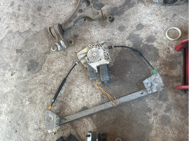 Механізм склопідіймача двері передньої, лівої 9221F6 PEUGEOT