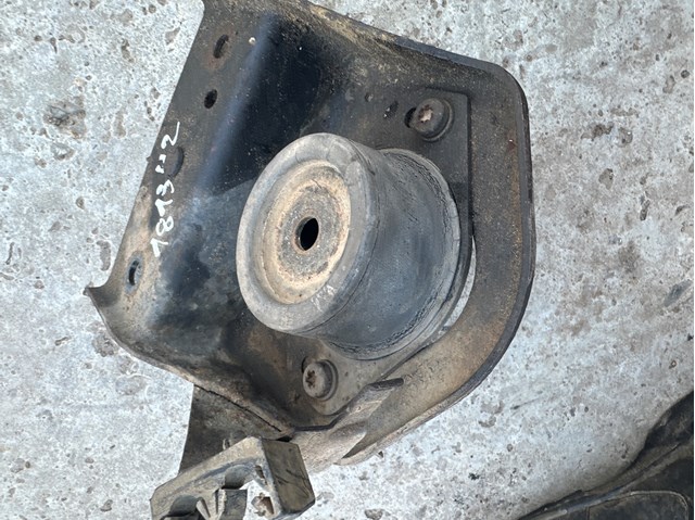 Ліва опора двигуна 9604338880 FIAT