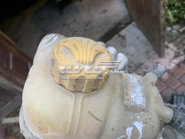 Бачок для води 96182279 GM