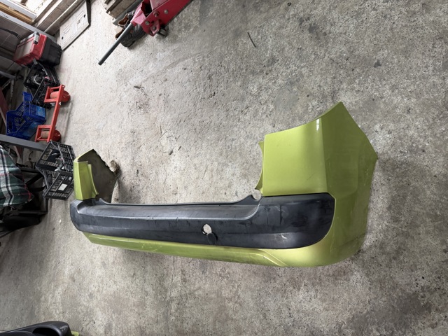 Бампер задній 9680251477 PEUGEOT