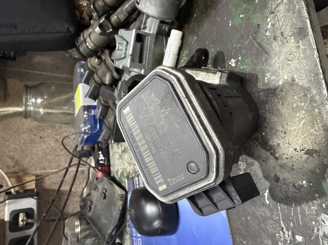 Клапан EGR, рециркуляції газів A6461400760 MERCEDES