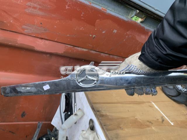 Решітка BJ0E5071XB MAZDA