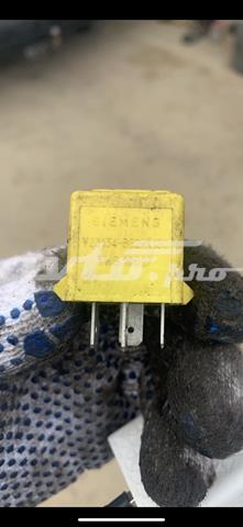Реле поворотників YWB10027 LAND ROVER